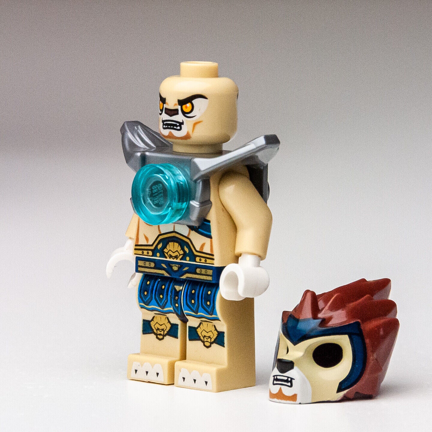 LEGO Lennox -  Legends of Chima - (loc006) Minifigure - StudBee