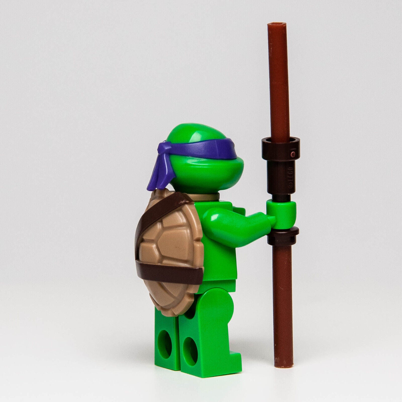 Lego TMNT Minifigure - Donatello, Frown w/ Weapon (tnt019) 79101 - StudBee