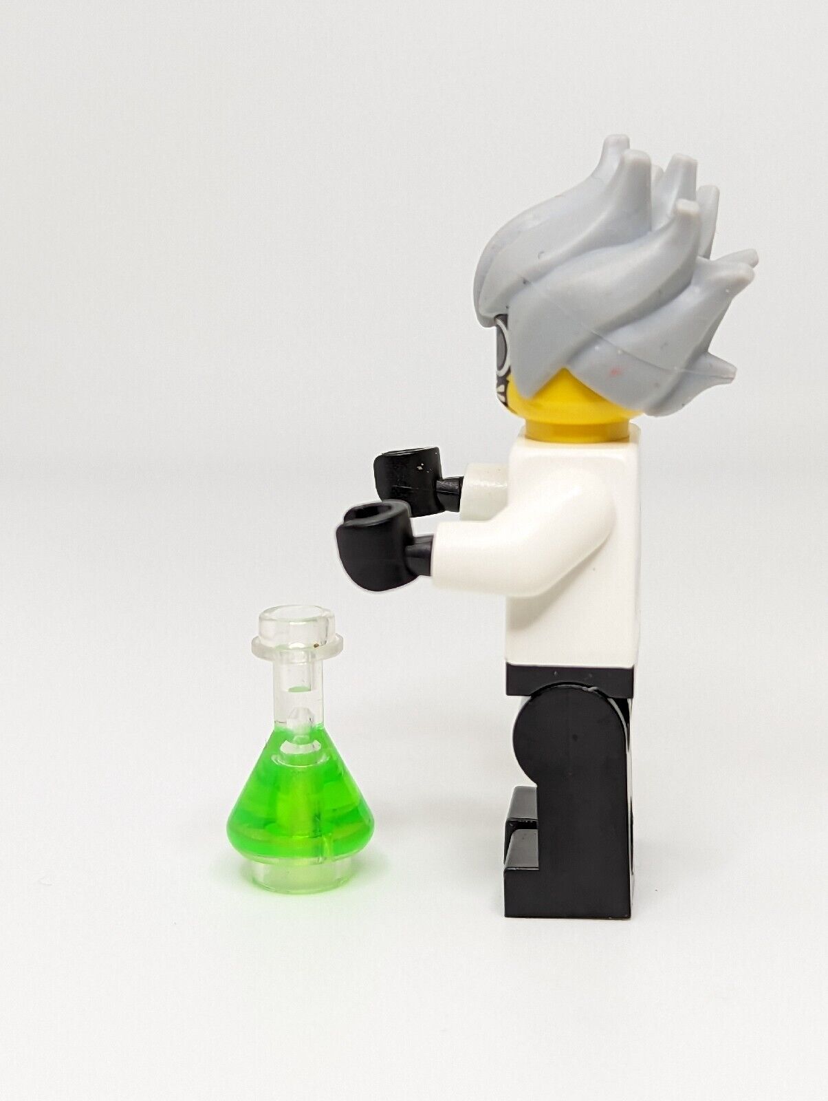 LEGO Crazy Mad Scientist Minifigure Monster Fighters 9466 (mof016) - StudBee