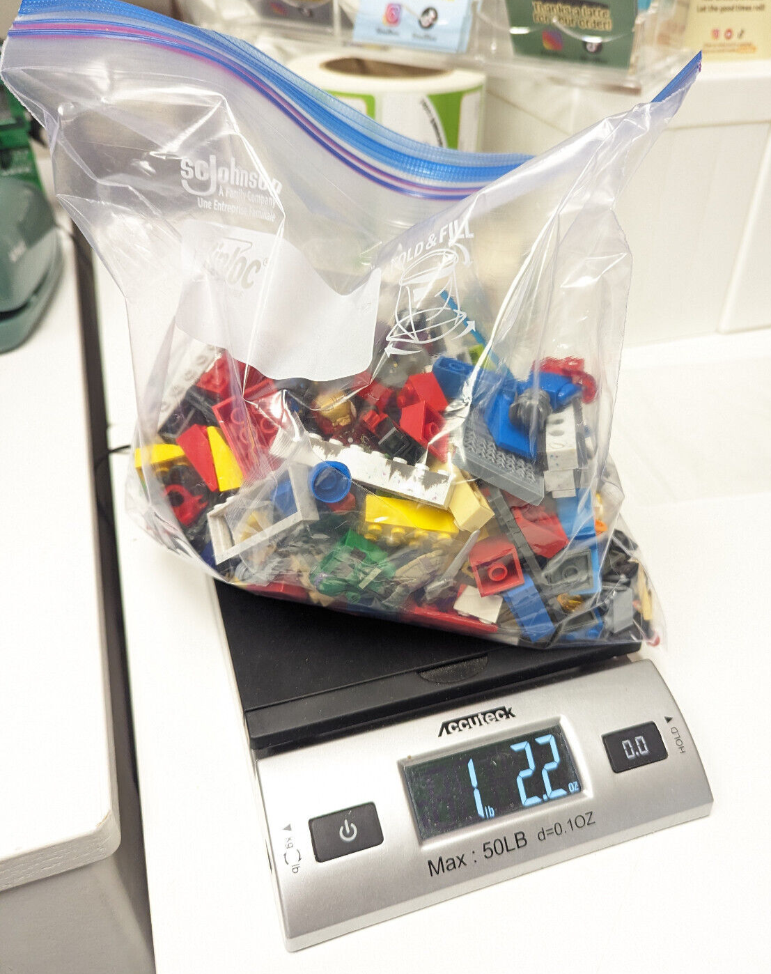 1 lb+ Bulk Building Blocks Parts & Super Hero Lot - Filler MILS Compatible - StudBee