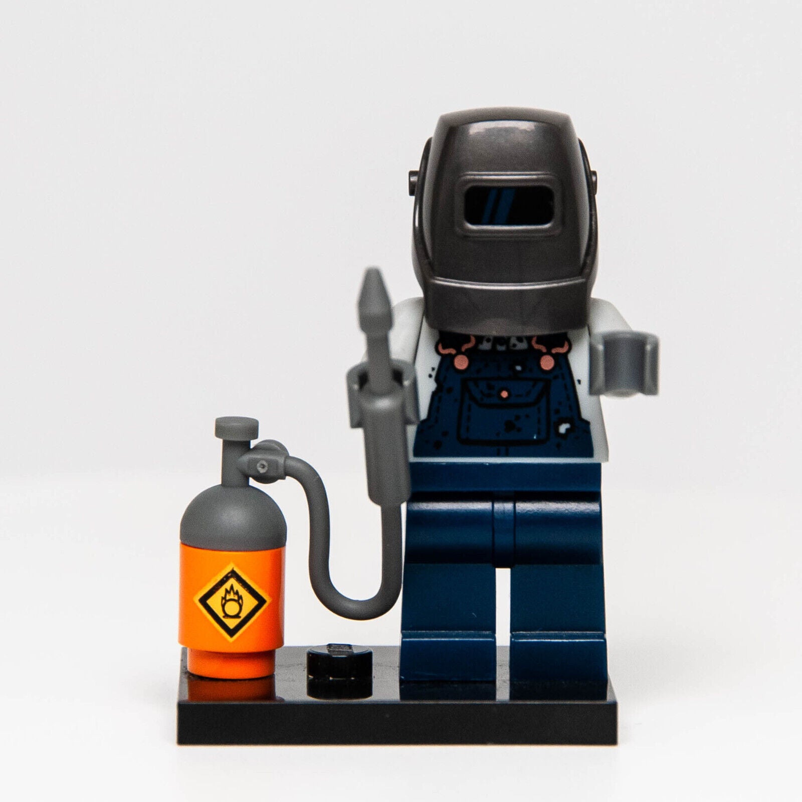 Lego CMF Series 11 - Welder Minifigure  (col11-10) 71002 - StudBee