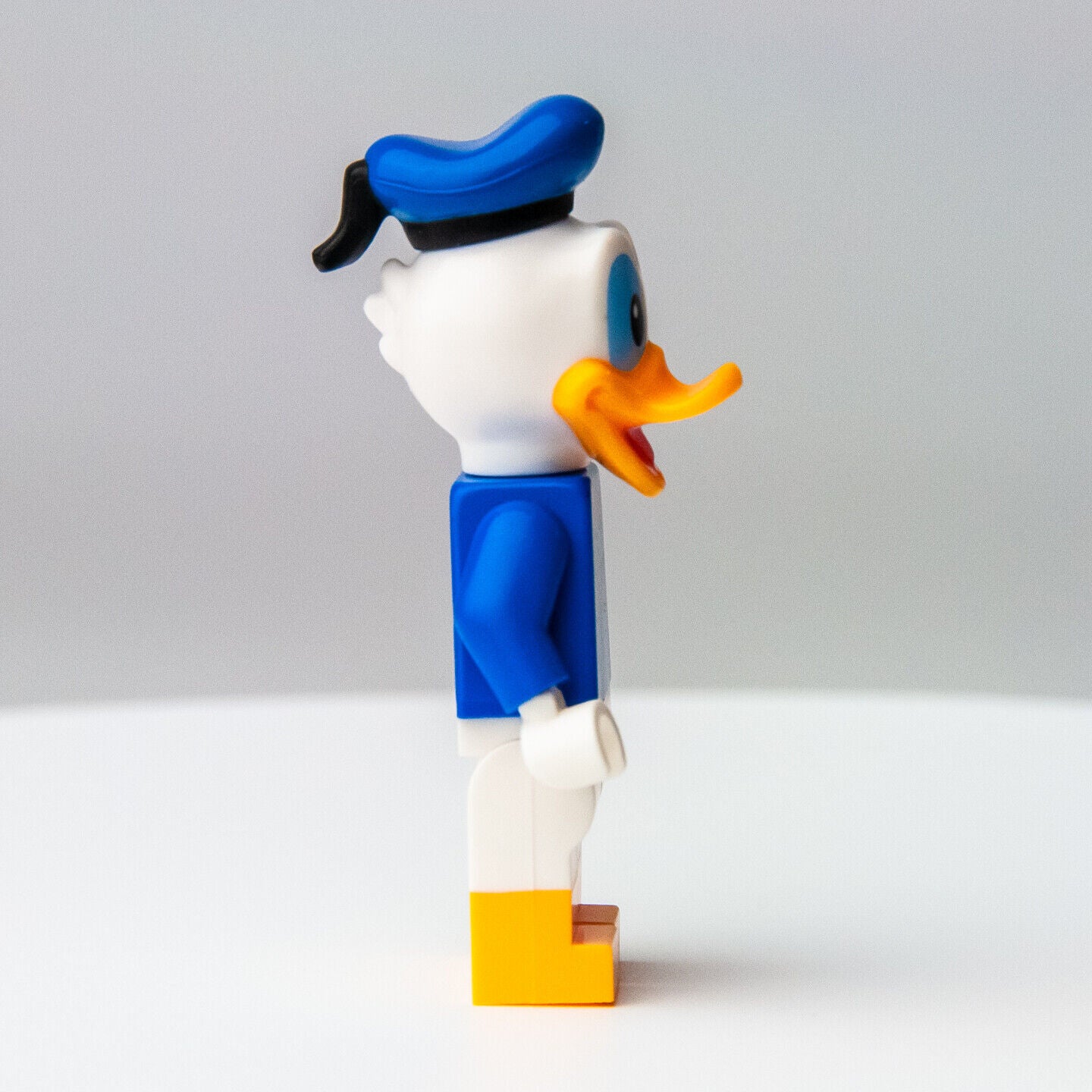 NEW LEGO Minifigure - Farmer Donald Duck (dis053) 10775 Mickey Farm - StudBee