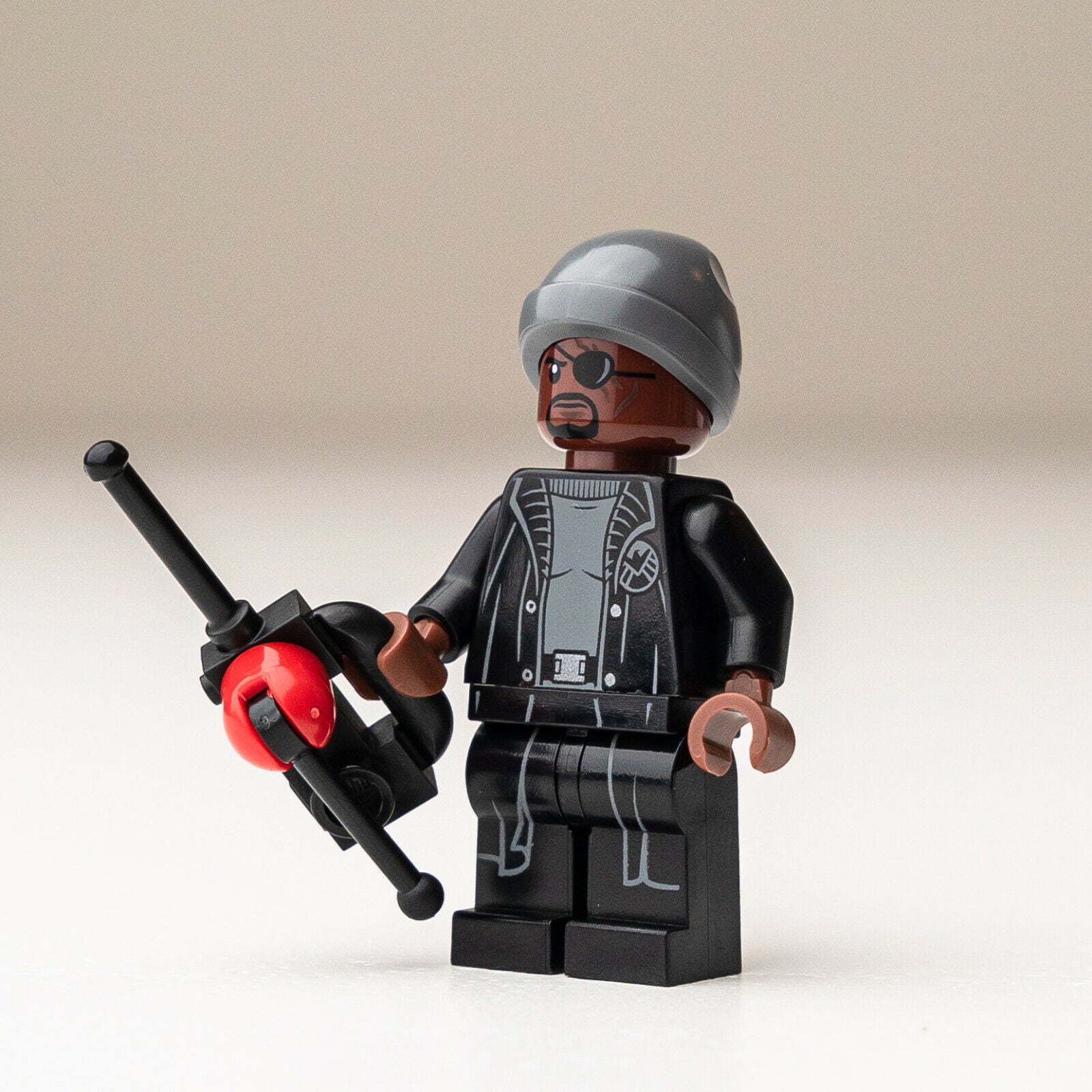 New LEGO Sealed Nick Fury (Day 18) Minifigure Marvel Advent 2021 - 76196 (sh758 - StudBee