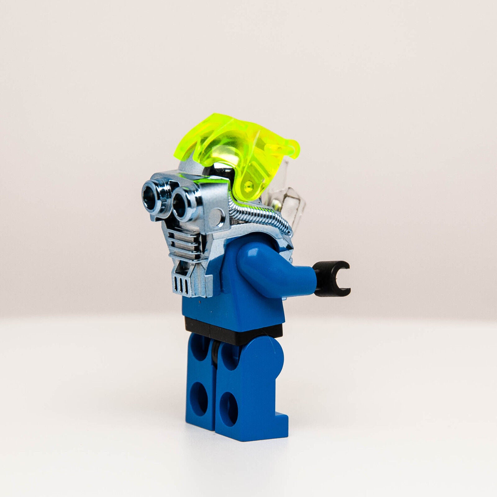 Lego Aquazone Hydronaut Diver - Navigator Hip Muddy Waders (aqu009) Chrome Rock - StudBee