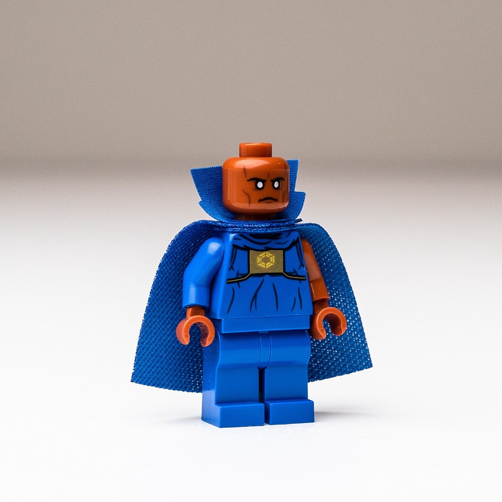 NEW The Watcher - Tony Stark’s Sakaarian Iron Man 76194 (sh746) LEGO Minifigure - StudBee