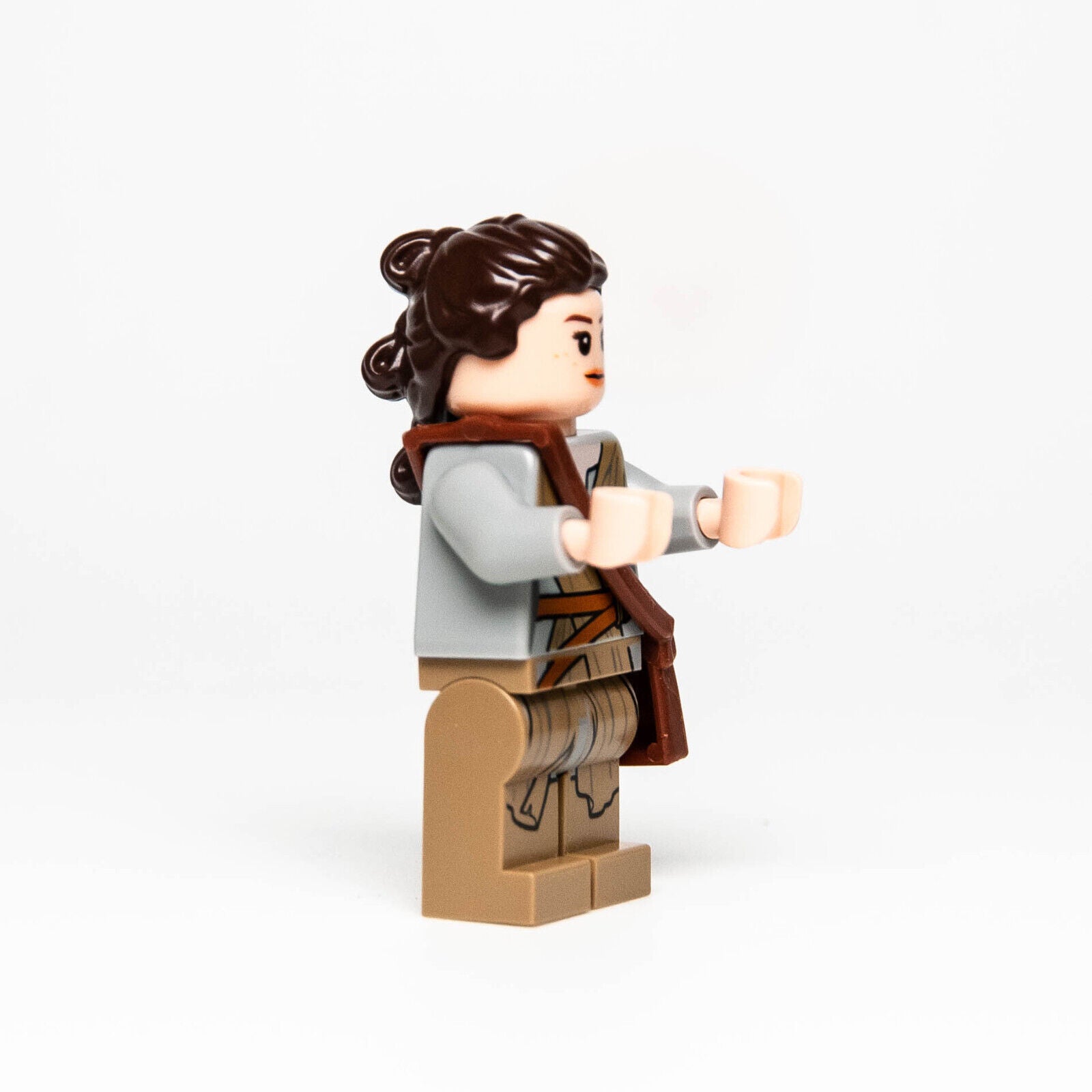LEGO Star Wars Minifigure - Rey w/ Bag (sw0677) 75099 Speeder - StudBee