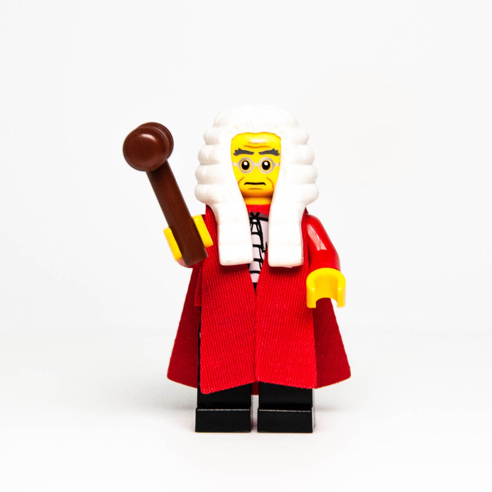 LEGO CMF Series 9 Minifigure- Judge (col09-10) 71000 Parliment Wig Gavel col138