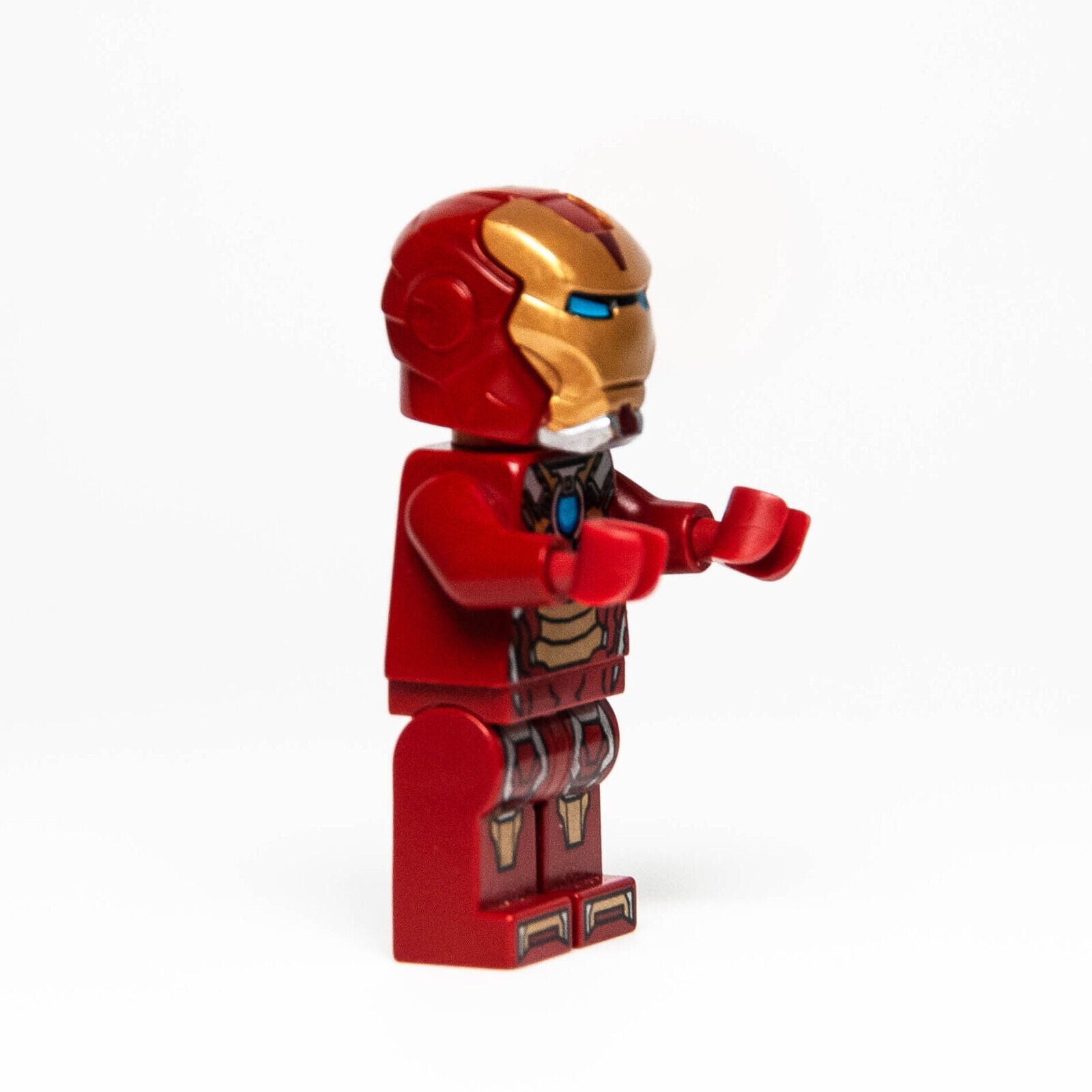 LEGO Super Heroes Minifigure: Iron Man - Mark 17 (Heartbreaker) Armor (sh0073) - StudBee