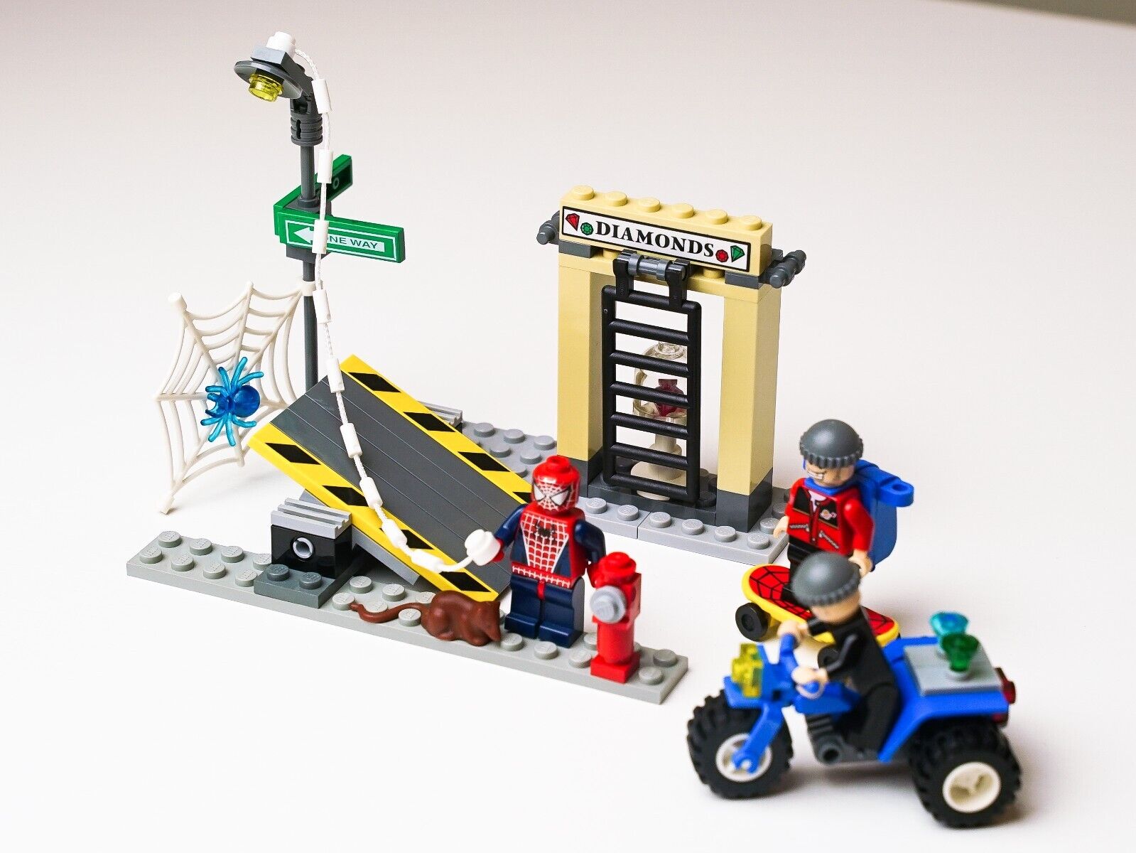 LEGO Spider-Man 2: Spider-Man's Street Chase (4853) Complete with Manual - Video - StudBee