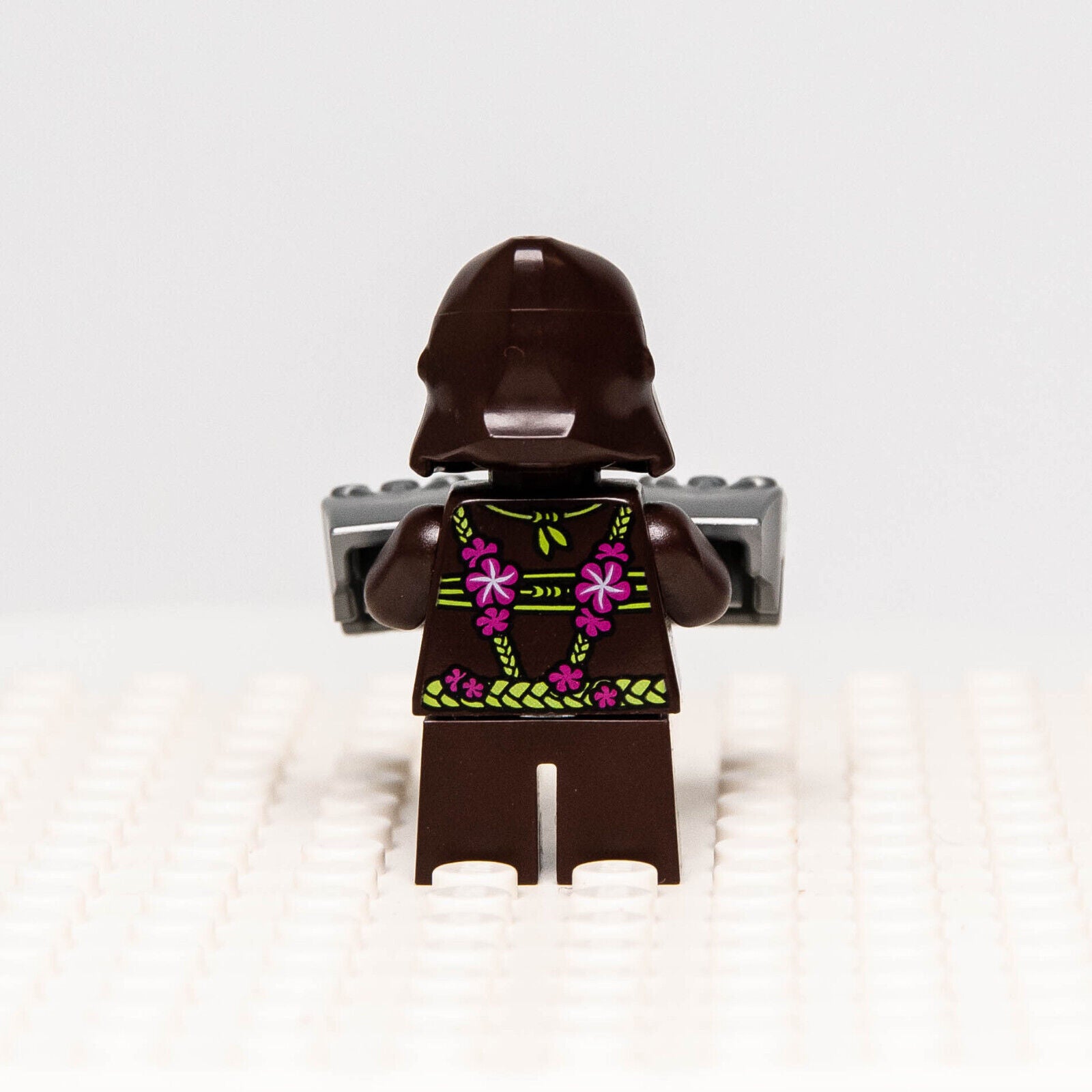 LEGO Chima Gorilla Minifigure - G'Loona (loc036) w/ Silver Fists - StudBee