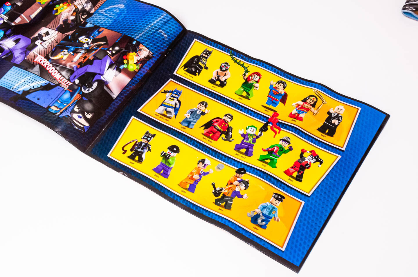 Building -Instructions for LEGO 6857 - The Dynamic Duo Funhouse Escape (VINTAGE) - StudBee