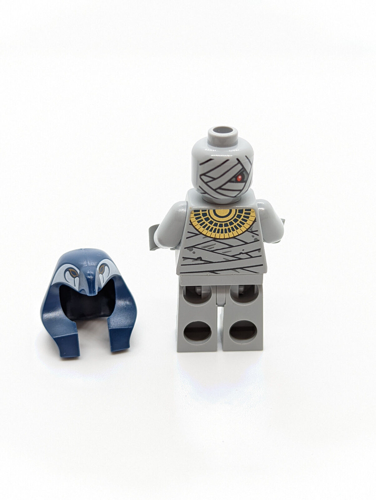 LEGO Flying Mummy Minifigure Pharaoh's Quest (pha005) with Spear & Scorpion - StudBee