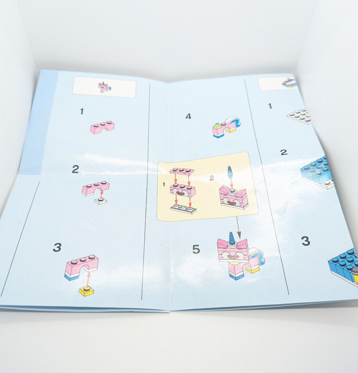 LEGO UniKitty Laughing Minifigure (uni02) 5005239 Castle Room - StudBee