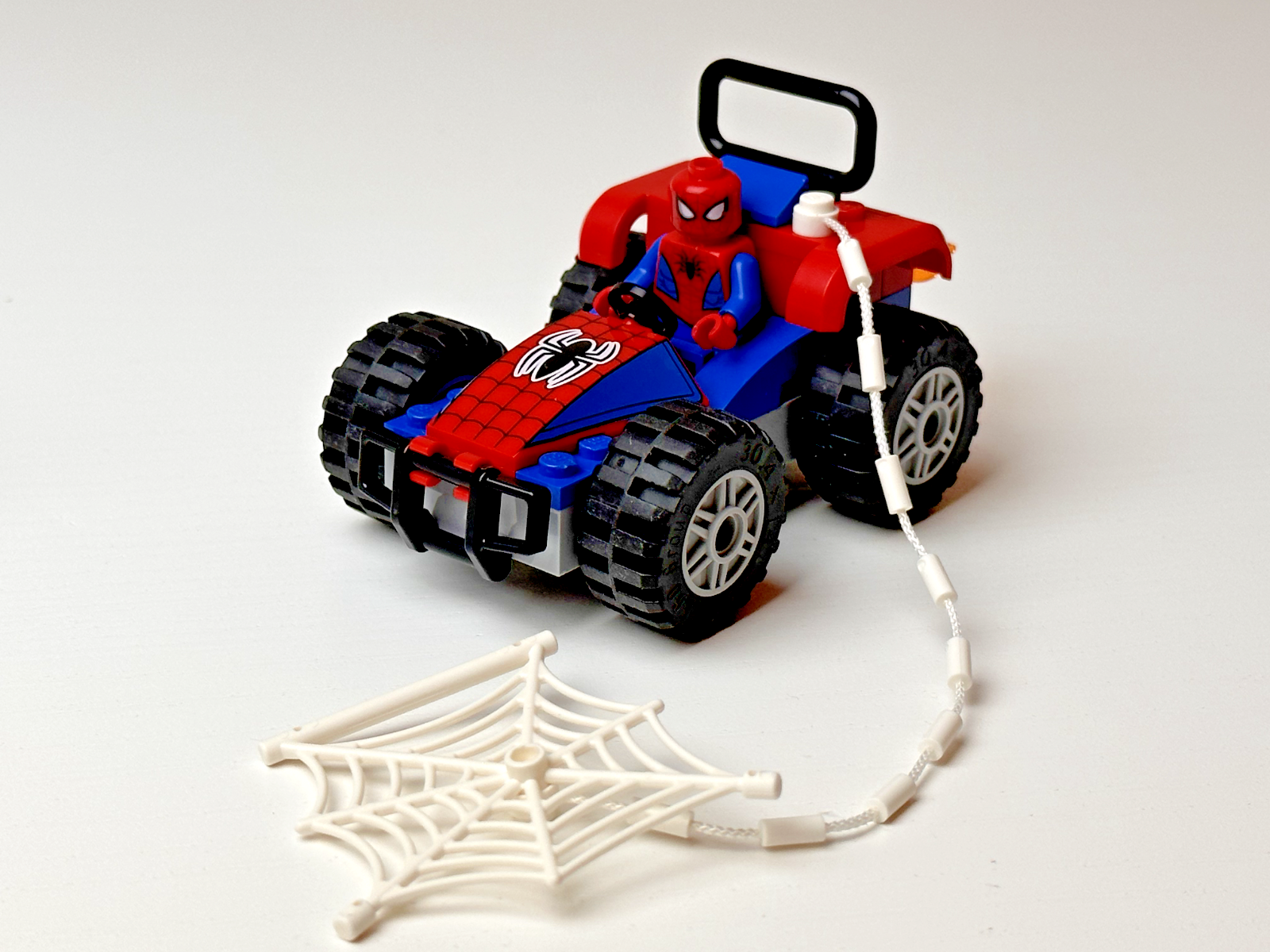 Lego 76133 Spider-Man Car Chase - Complete with Box & Manual - StudBee