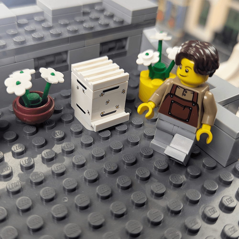 Bee House Hive -Custom Printed - Made Using LEGO® Parts