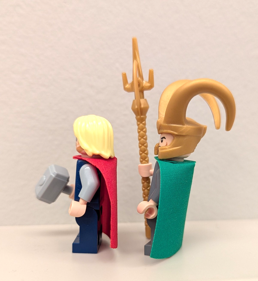LEGO Marvel Minifigures Thor (sh0018) & Loki (sh0033) 6869 Quinjet Aerial Battle