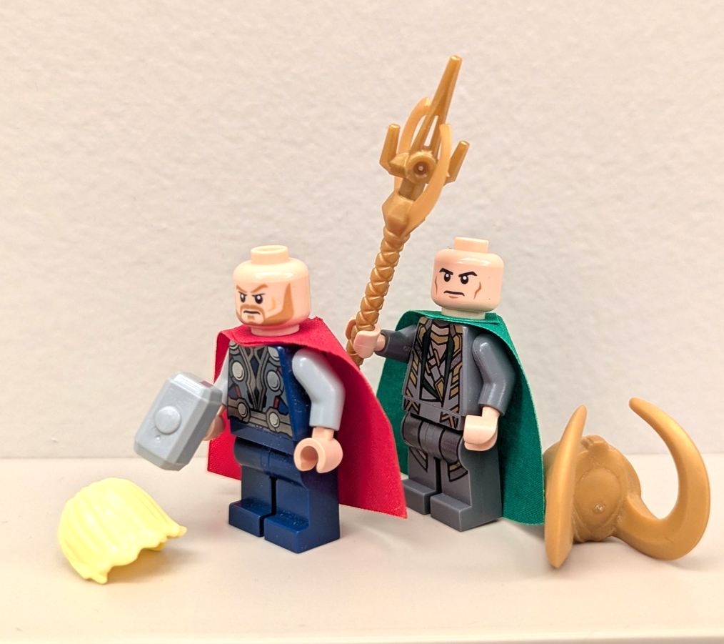 LEGO Marvel Minifigures Thor (sh0018) & Loki (sh0033) 6869 Quinjet Aerial Battle