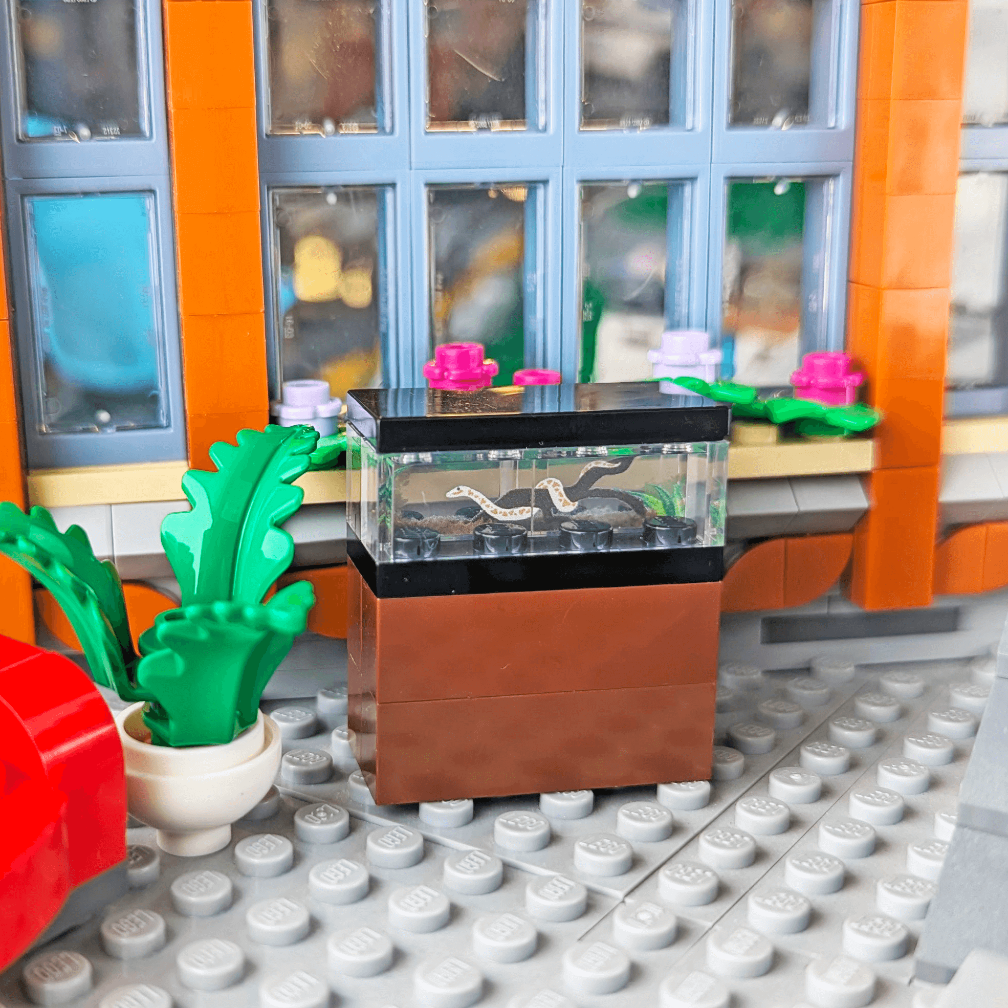 Snake Terrarium - Minifig Scale - Custom Printed - Made Using LEGO® Parts