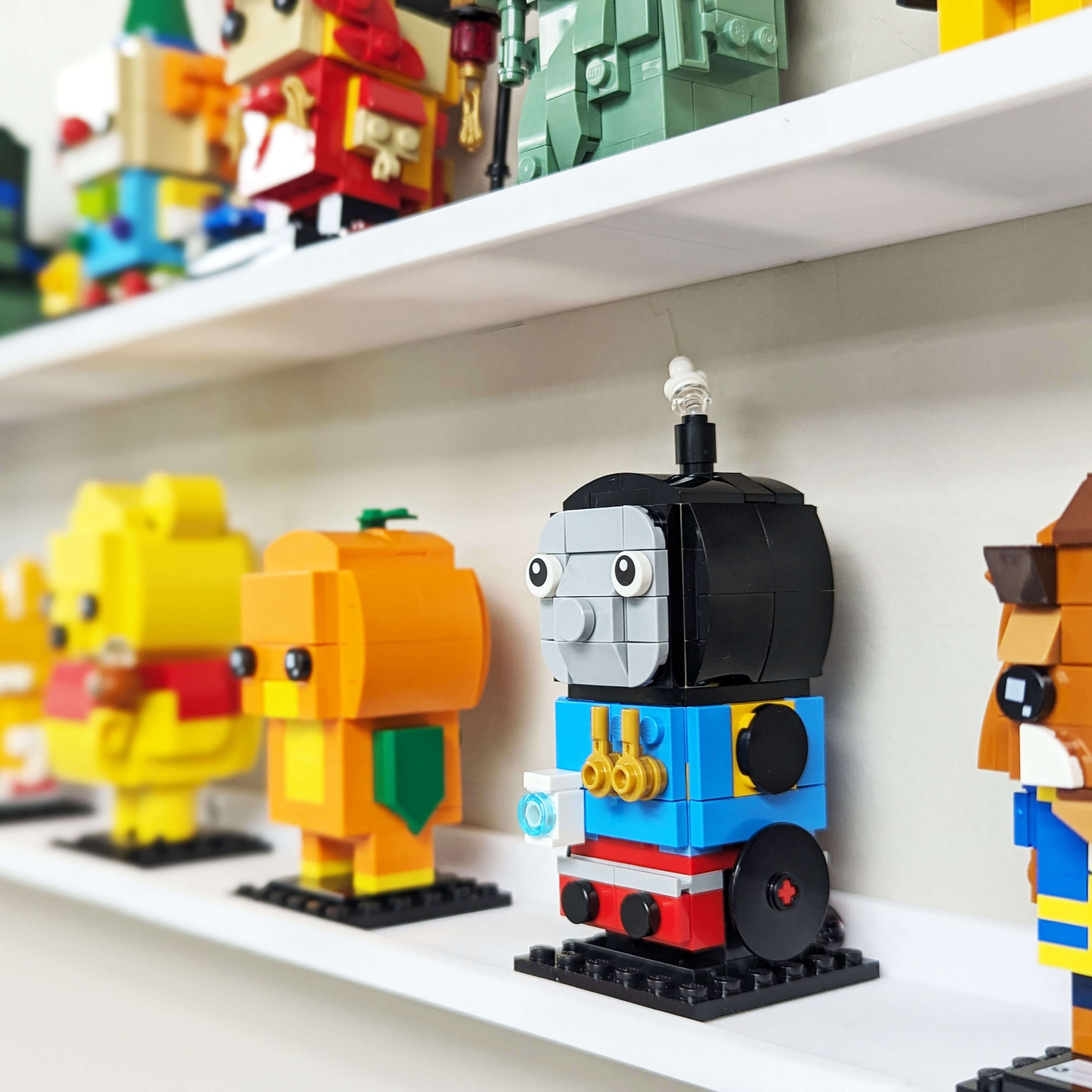 That Tank Engine Thomas Brick Head - Custom Building Set - Made Using LEGO® Parts