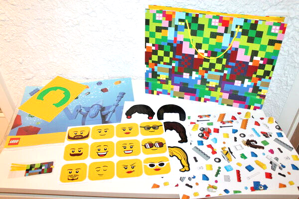 LEGO VIP Gifting Set - Gift Bag, Tissue Paper, Card, Stickers 5006008 852120 - StudBee