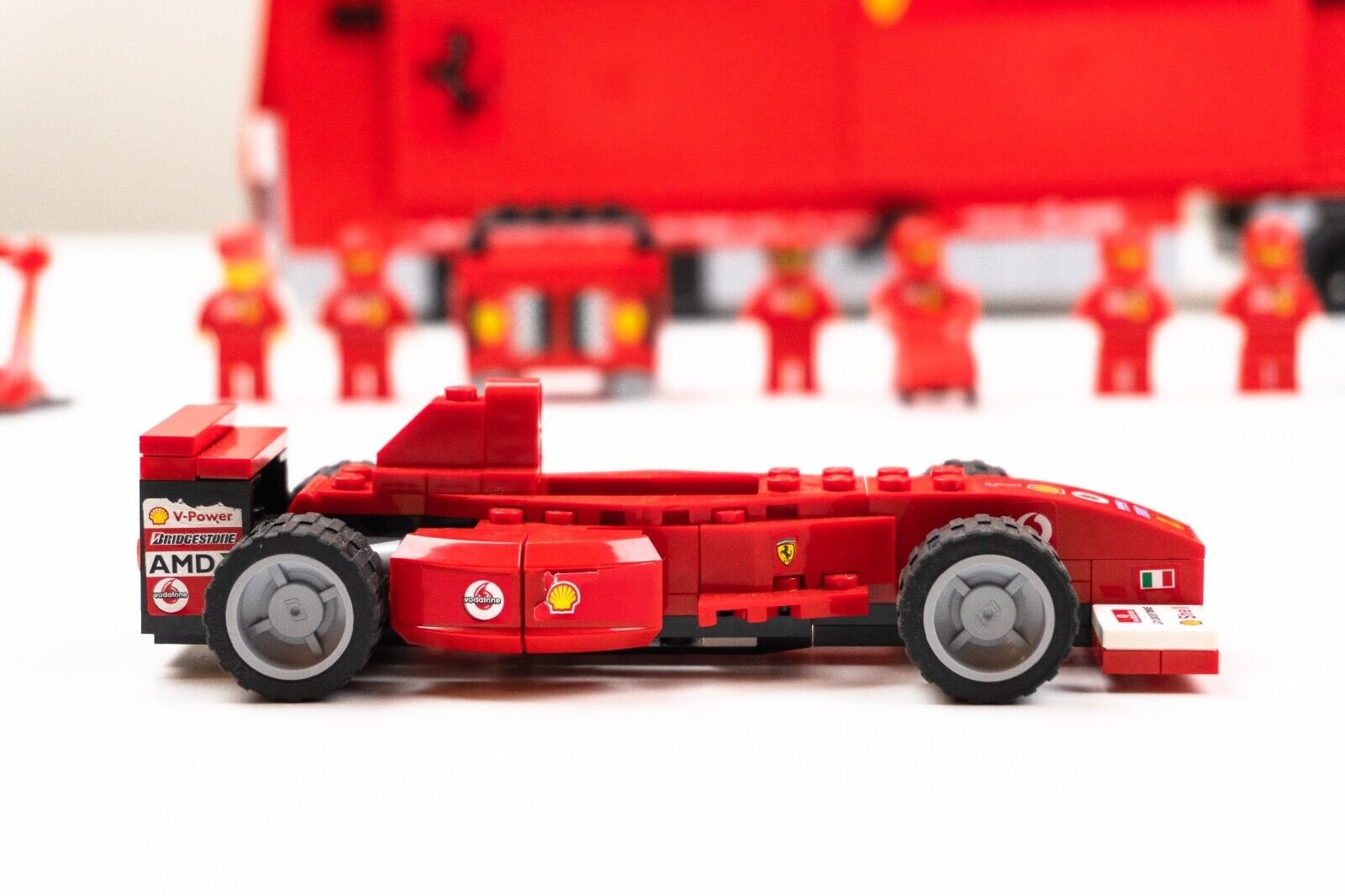 LEGO Racers: Scuderia Ferrari Truck - Set 8654 (w/ Instructions) 100% Complete - StudBee