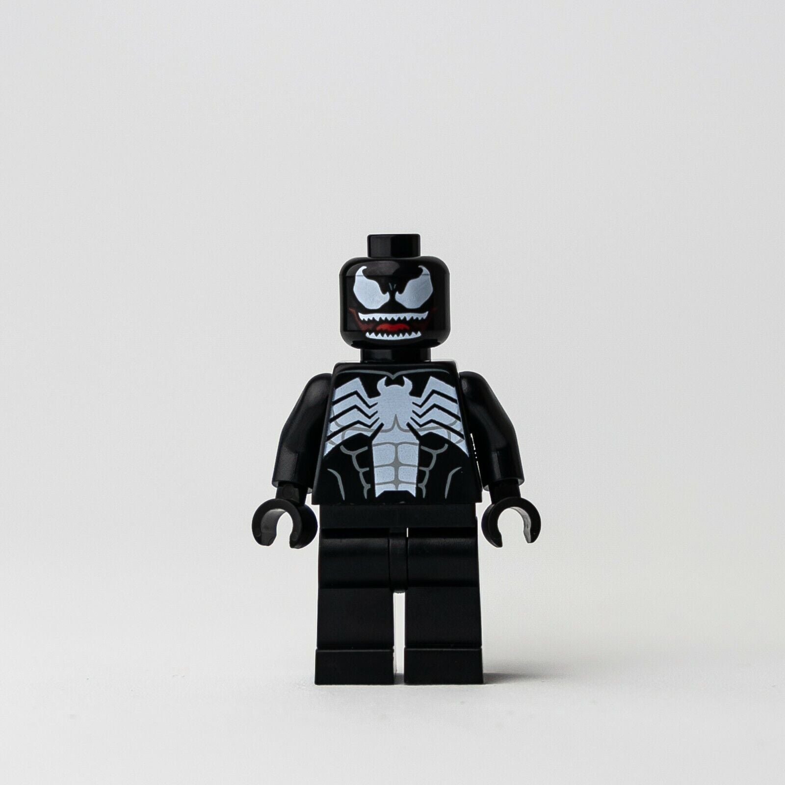 New LEGO Venom - Red Mouth Minifigure - Marvel Super Heroes  (sh542)