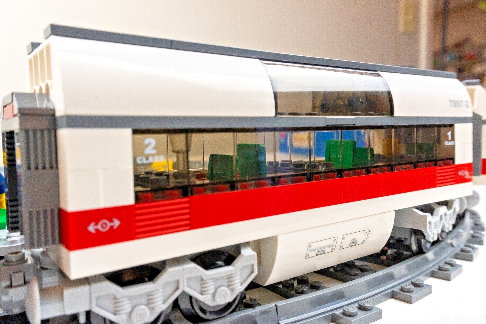 LEGO CITY RC: Passenger Train 7897 - Confirmed Complete & Working - StudBee