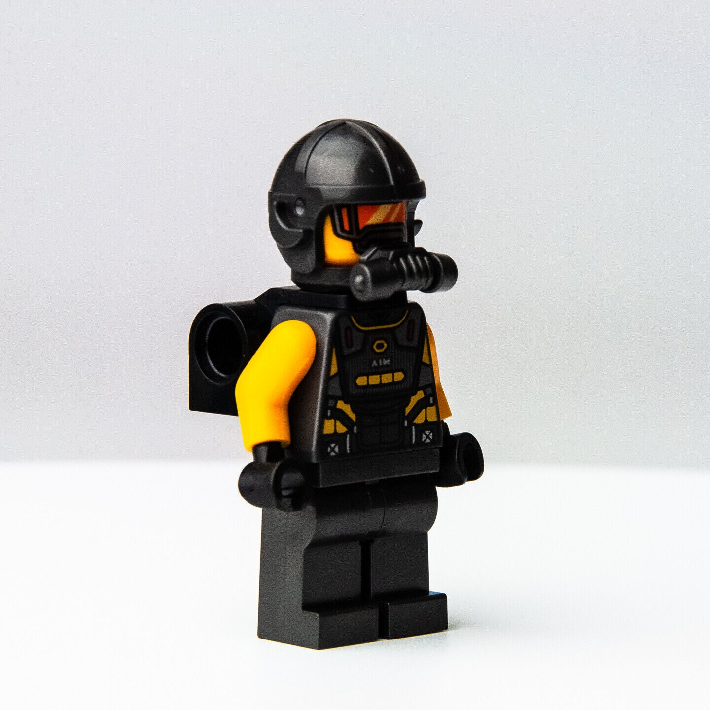 NEW AIM Agent - Backpack - 76164 (sh669) LEGO Minifigure - StudBee