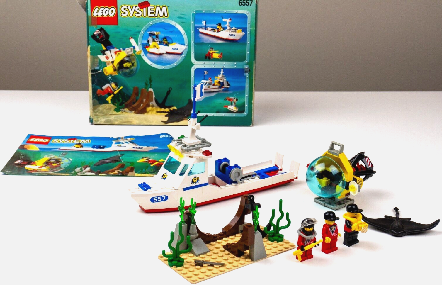LEGO TOWN DIVERS: Ocean Treasure Hunters 6557 - Complete with Box & Manual - StudBee