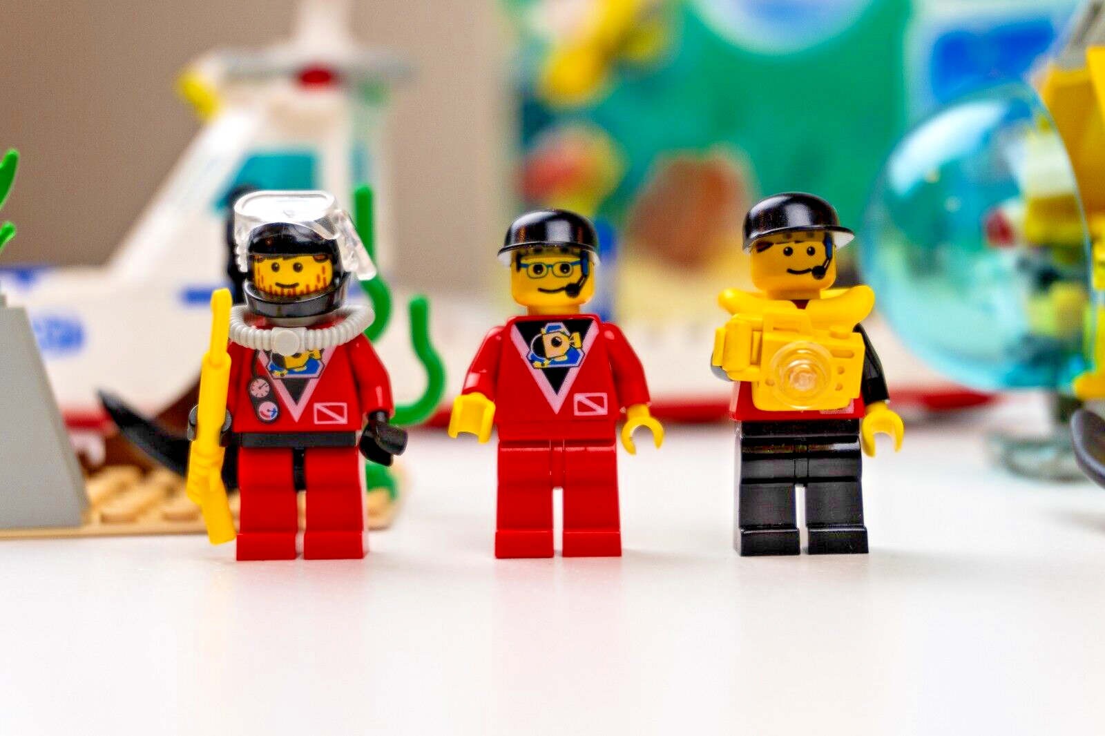 LEGO TOWN DIVERS: Ocean Treasure Hunters 6557 - Complete with Box & Manual - StudBee