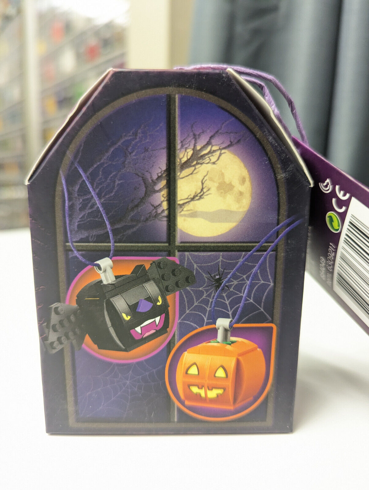 LEGO 854049: Halloween Pumpkin & Bat Duo Ornament Building Toy