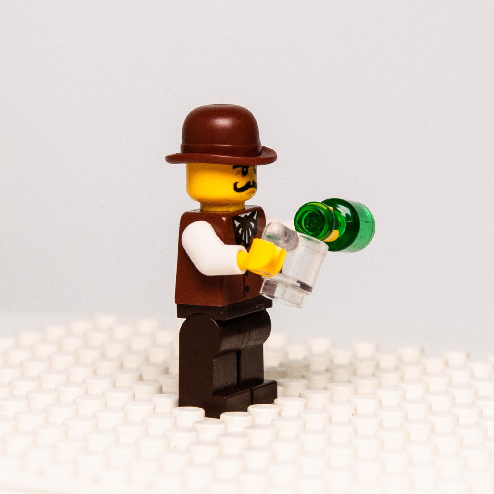 The LEGO Movie Minifigure - Sudds Backwash (tlm036) -  70812 Western Bartender