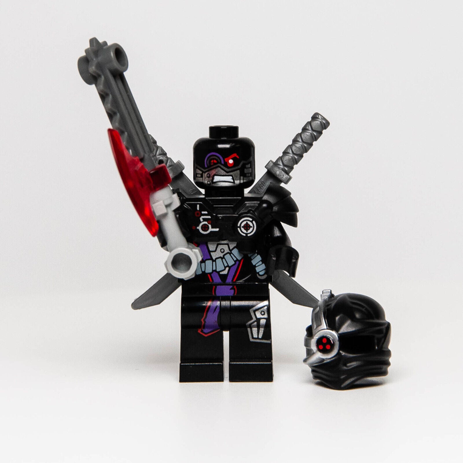 LEGO Ninjago General Cryptor Minifigure (njo092) 70725 with Swords and Saw