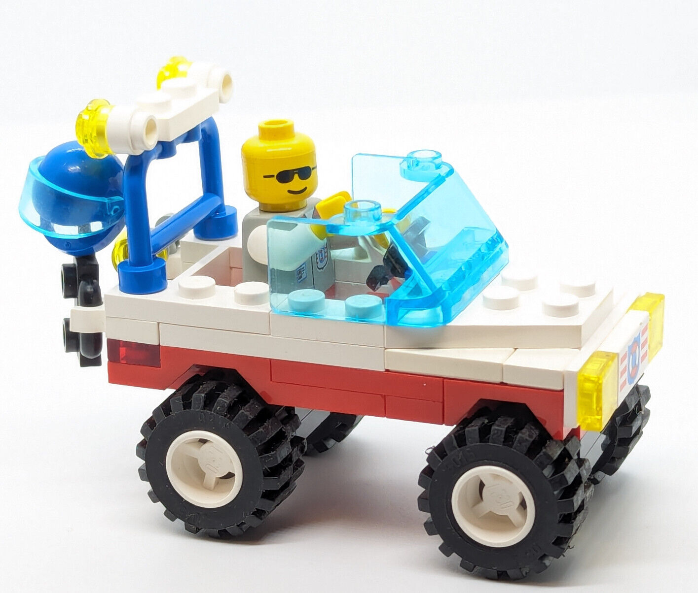 Lego Classic Coast Guard Town Minifigure & Truck from Set Hurricane Harbor 6338