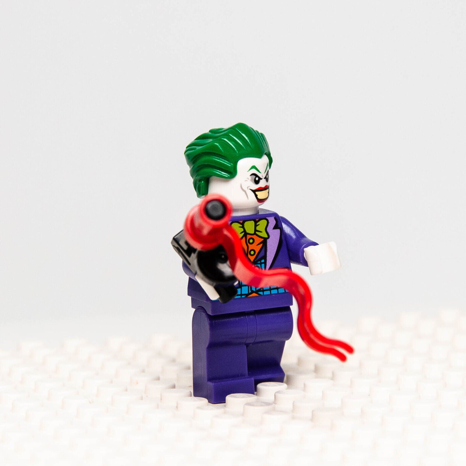 LEGO Minifigure - The Joker Blue Vest (dim017) 71229